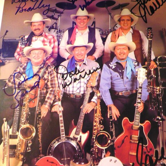 SONS of the PIONEERS COLOR PHOTO with AUTOGRAPHS - EXCELLENT! - Picture 1 of 5